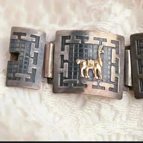 VINTAGE Peruvian 18K Gold & Sterling Silver Bangle 6.5” Inca tribal design - Picture 10 of 16